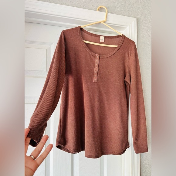 Long Sleeve Henley Shirt - Picture 3 of 6